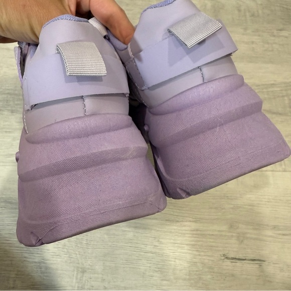Chunky Women's Triple S Sneakers in Lilac Purple Size 9 - Picture 10 of 17